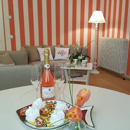 Apartamento Rambaldi In Casa Nr 6 With Shared Terrace *