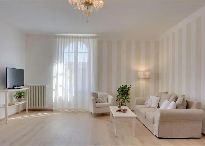 Rambaldi In Casa Nr 6 With Shared Terrace Lejlighed